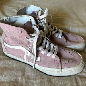 Vans 🛹 Women's Pink High-Top Sneakers